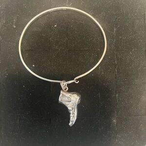 Kultakeskus Oy, Finland  1970 Silver Charm Bangle Bracelet Vintage